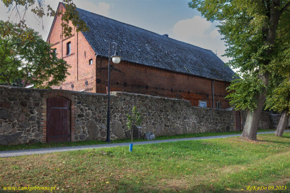 Trzcińsko miejskie mury obronne