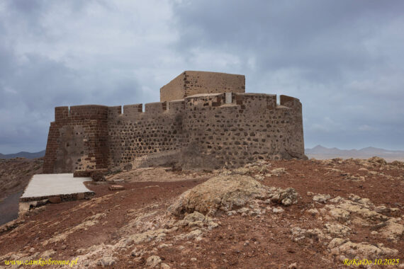 Teguise, wyspa Lanzarote zamek Castillo de Santa B&aacute;rbara
