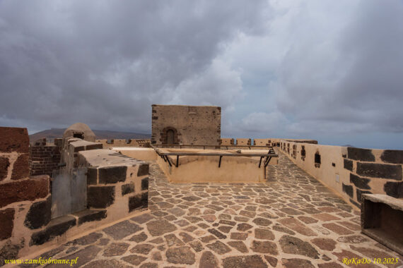 Teguise, wyspa Lanzarote zamek Castillo de Santa B&aacute;rbara