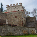 Opatów mury miejskie Brama Warszawska