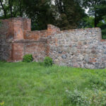 Stargard miejskie mury obronne fragment z zachowana czatownią