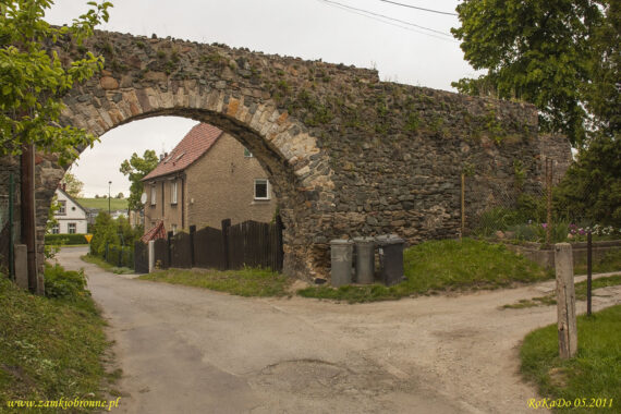 Ziębice miejskie mury obronne