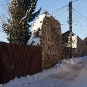 Bodzentyn miejskie mury obronne