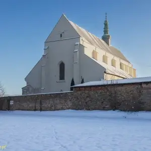 Bodzentyn miejskie mury obronne