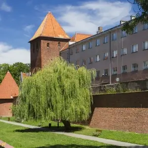 Braniewo miejskie mury obronne wieża Klesza oraz baszta muru zewnętrznego